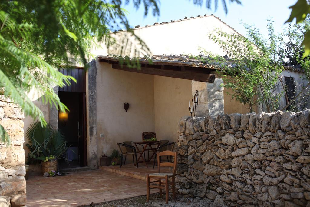 Pozzo Di Mazza Villa Syracuse ภายนอก รูปภาพ
